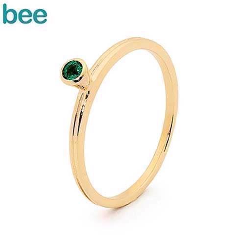 Image of Bee Jewelry guldring i 9 kt. med grøn smaragd